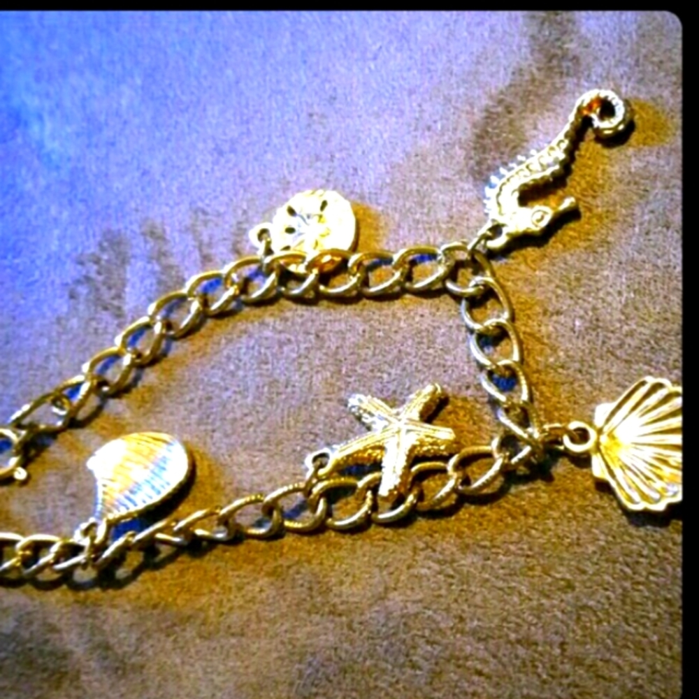 Gold Vermil Nautical 7.5" Charm Bracelet